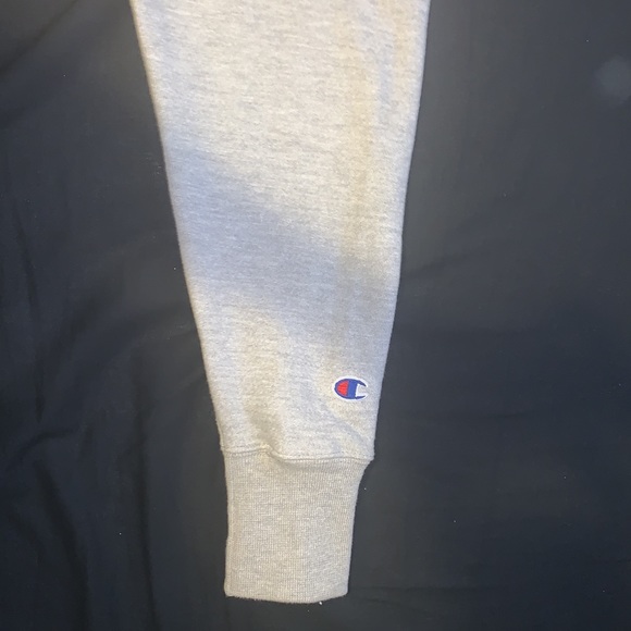 Champion grey hoodie Medium - Picture 3 of 4